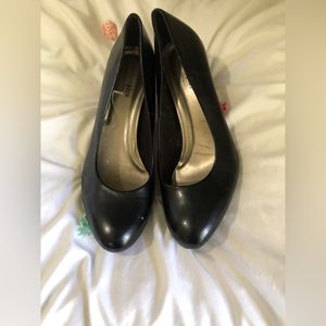 Women’s Payless Black Heels Size 13